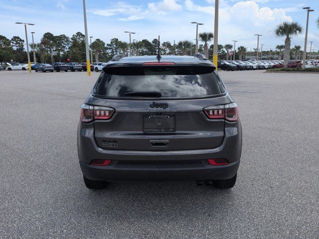 Used 2021 Jeep Compass Latitude AWD/4WD image 6