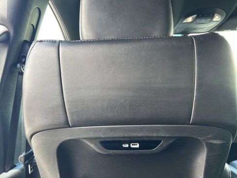 Used 2025 Chrysler Pacifica Select FWD image 35