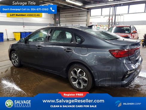 Used 2021 Kia Forte LXS FWD image 3