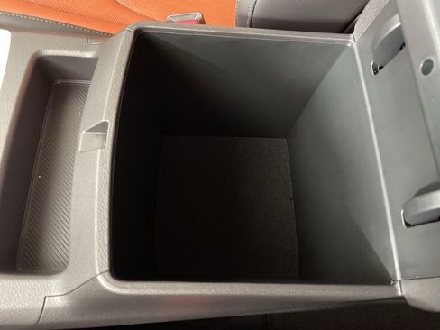 New 2026 Kia Carnival EX image 35