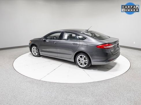 Used 2018 Ford Fusion S image 29