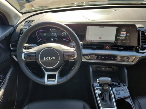 Certified 2025 Kia Sportage EX w/ Premium Package FWD image 20
