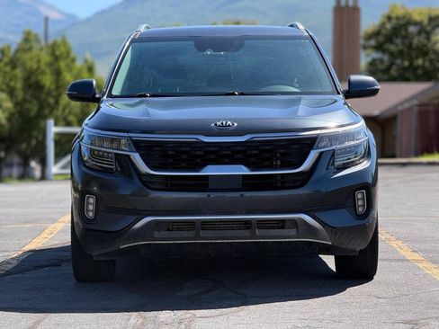 Used 2021 Kia Seltos SX w/ SX Sunroof Package AWD/4WD image 8
