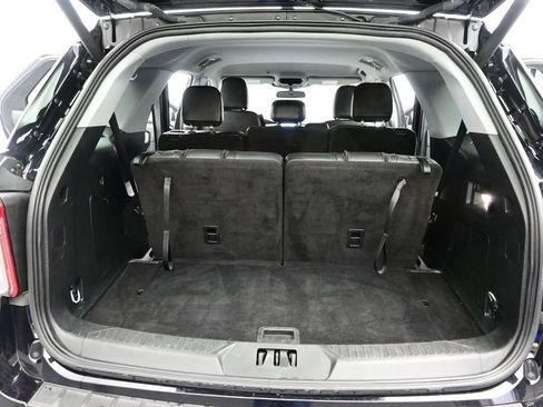 Used 2024 Ford Explorer XLT w/ Equipment Group 202A image 11