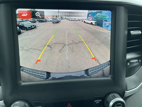 Used 2023 RAM 1500 Big Horn AWD/4WD image 19
