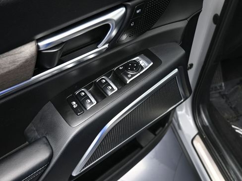 Used 2022 Kia Telluride SX w/ SX Prestige Package image 14