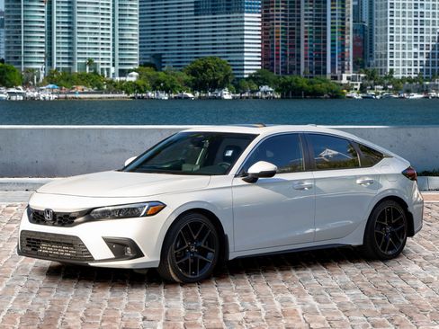 Certified 2023 Honda Civic Sport Touring image 1