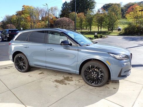 New 2026 Lincoln Corsair Premiere image 7