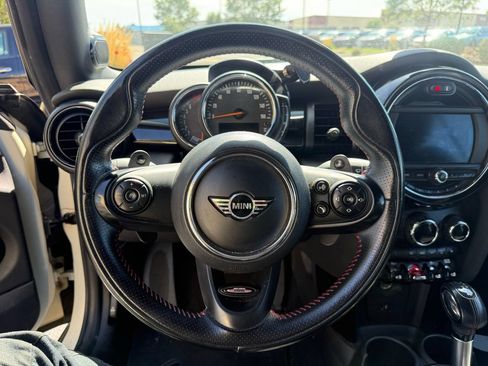 Used 2019 MINI Cooper S w/ Signature Upholstery Package FWD image 37