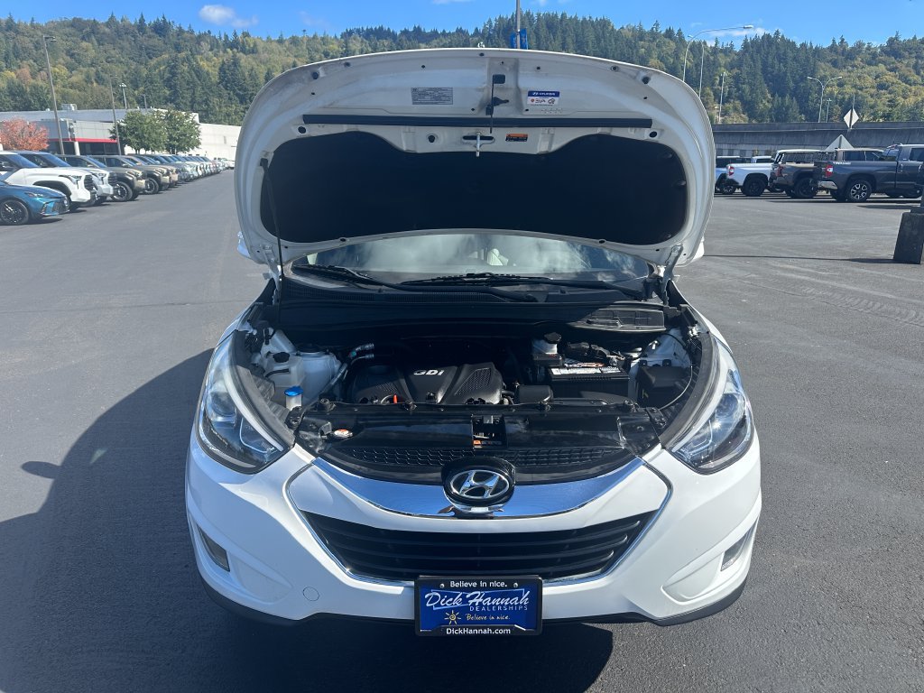 Used 2015 Hyundai Tucson Limited w/ Option Group 03 AWD/4WD image 4