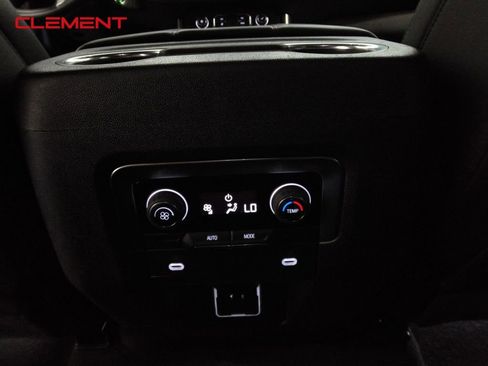 Used 2023 Chevrolet Tahoe LT image 35