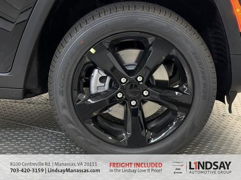 New 2025 Jeep Grand Cherokee L Limited w/ Luxury Tech Group II image 9