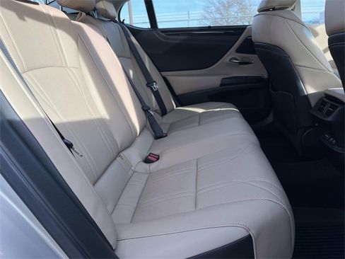 Used 2021 Lexus ES 350 Ultra Luxury w/ Accessory Package 2 image 24