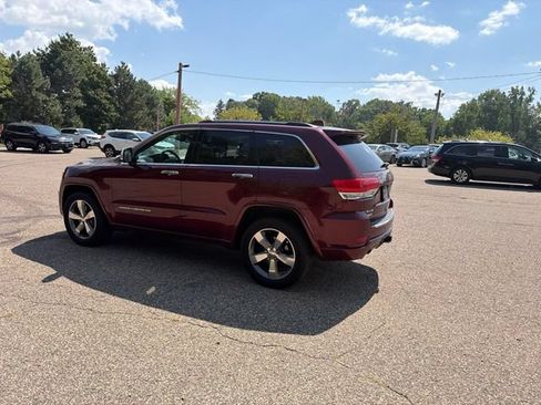 Used 2016 Jeep Grand Cherokee Overland w/ Advanced Technology Group AWD/4WD image 33
