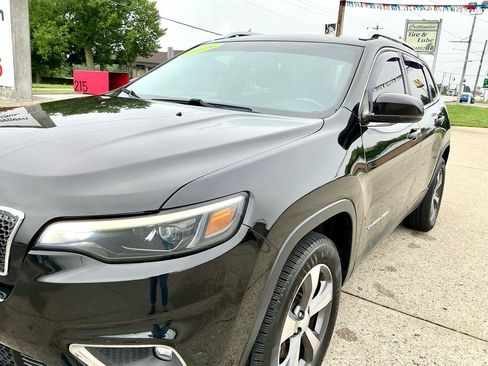 Used 2019 Jeep Cherokee Limited AWD/4WD image 27