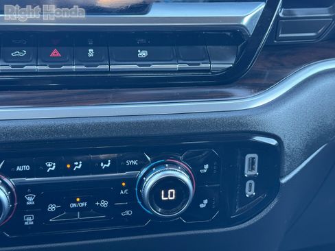 Used 2024 GMC Sierra 1500 SLT image 21