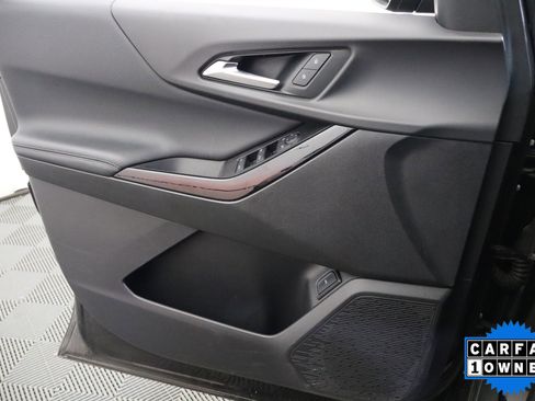 Used 2025 Chevrolet Equinox LT w/ Convenience Package II image 35