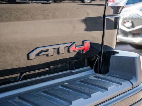Used 2022 GMC Canyon AT4 AWD/4WD image 13