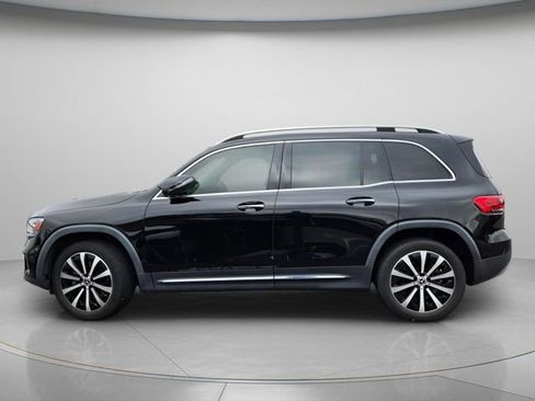 Used 2021 Mercedes-Benz GLB 250 image 9