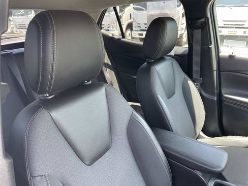 Used 2025 Buick Encore GX Preferred FWD image 28