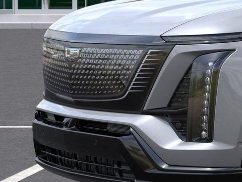 Used 2026 Cadillac Vistiq Sport w/ LPO, Floor Liner Package AWD/4WD image 37