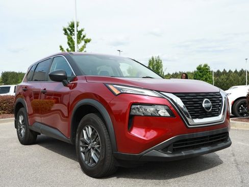 Used 2021 Nissan Rogue S FWD image 3