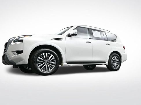 Used 2024 Nissan Armada SL w/ Captain's Chairs Package RWD image 39