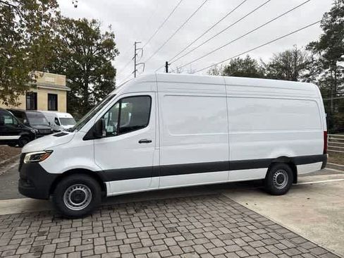 New 2025 Mercedes-Benz Sprinter 2500 image 6
