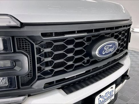 Used 2023 Ford F350 XL w/ STX Appearance Package AWD/4WD image 29