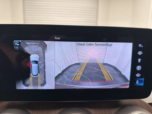 Used 2020 Mercedes-Benz GLC 43 AMG 4MATIC image 22