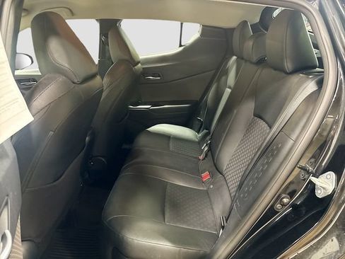 Used 2021 Toyota C-HR Limited FWD image 16
