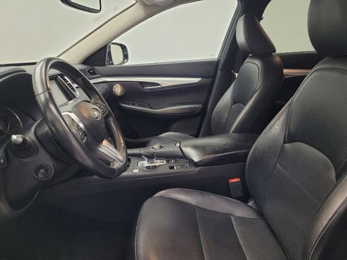 Used 2019 INFINITI QX50 Essential w/ Premium Heat Package AWD/4WD image 17