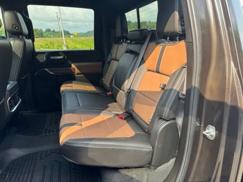 Used 2021 Chevrolet Silverado 3500 High Country w/ Snow Plow Prep/Camper Package AWD/4WD image 18