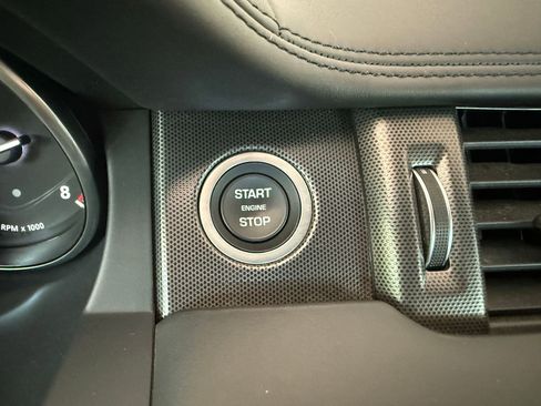 Used 2018 Land Rover Range Rover Evoque HSE Dynamic image 26