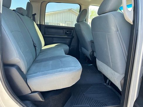 Used 2016 RAM 3500 Tradesman w/ Chrome Appearance Group image 13