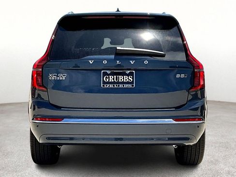 New 2026 Volvo XC90 B5 Core w/ Protection Package Premier image 6