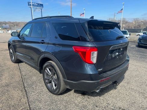 Certified 2023 Ford Explorer XLT w/ Equipment Group 202A image 4