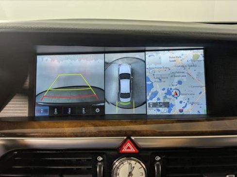 Used 2017 Genesis G90 3.3T Premium image 32