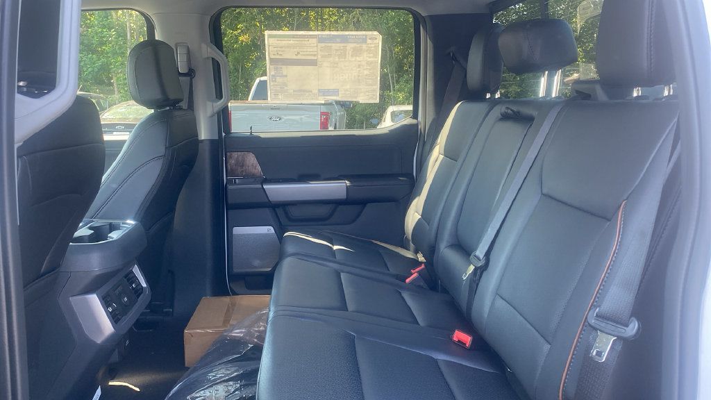 New 2027 Ford F250 Lariat w/ Lariat Premium Package AWD/4WD image 13
