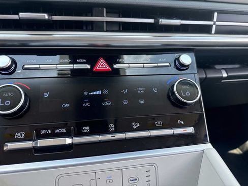 Certified 2026 Hyundai Santa Fe SEL AWD/4WD image 23