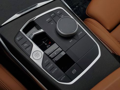 Used 2023 BMW 330i xDrive 330i xDrive w/ Convenience Package image 21