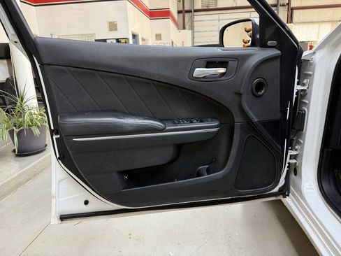 Used 2018 Dodge Charger GT AWD/4WD image 8