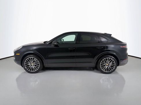 Certified 2023 Porsche Cayenne Coupe AWD/4WD image 2