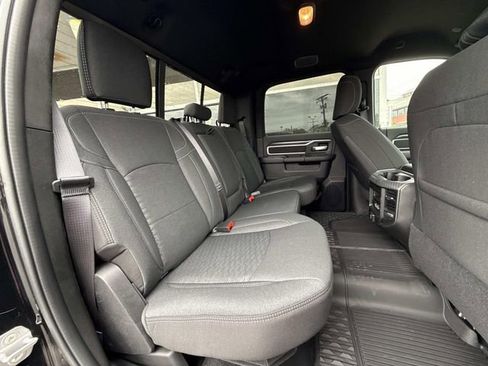 New 2026 RAM 2500 Big Horn AWD/4WD image 36