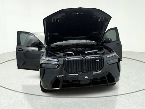 Used 2025 BMW X7 M60i AWD/4WD image 10