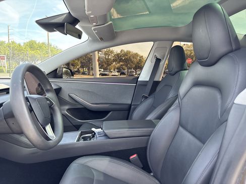 Used 2025 Tesla Model 3 Long Range RWD image 13