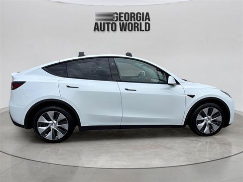 Used 2023 Tesla Model Y Long Range AWD/4WD image 15