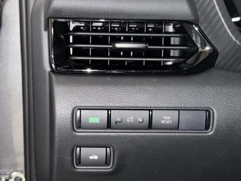 New 2025 Nissan Sentra SV image 20