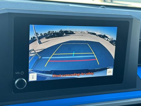 Certified 2025 Toyota Tacoma TRD Off-Road image 17