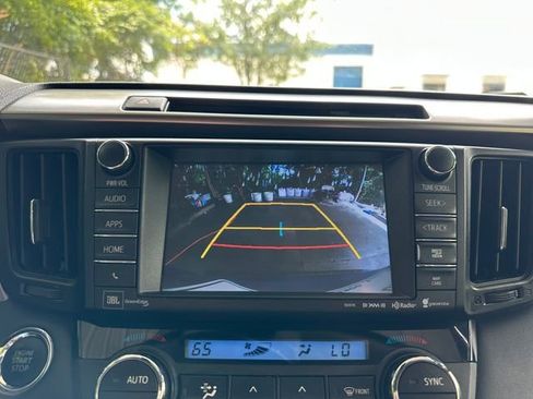 Used 2016 Toyota RAV4 Limited FWD image 21